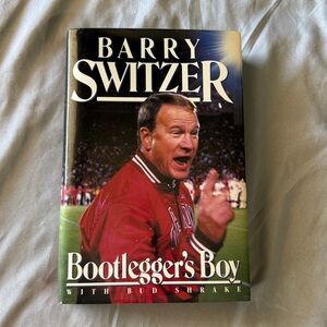 OU FANS! Bootlegger’s Boy by Barry Switzer Hardback book. SIGNED by Switzer